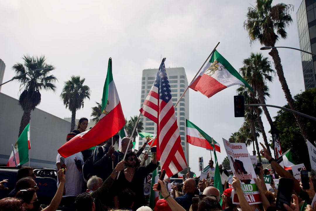 Trump Iran Talks Signal Potential Hormuz Strait De-escalation